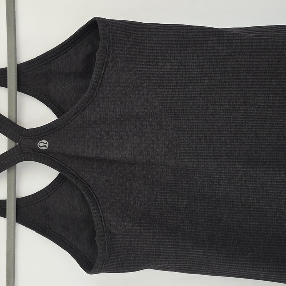 Lululemon Black Tank Top.  Size Extra Small - Picture 7 of 8
